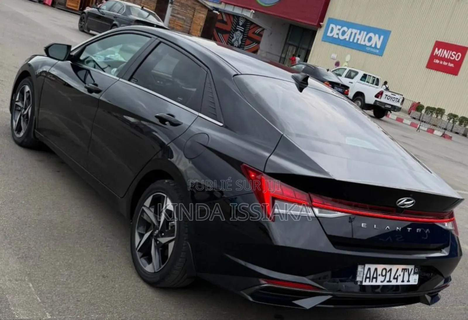 Hyundai Elantra 2023 Black