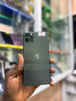 Photo - Apple iPhone 11 Pro Max 64 GB Rouge