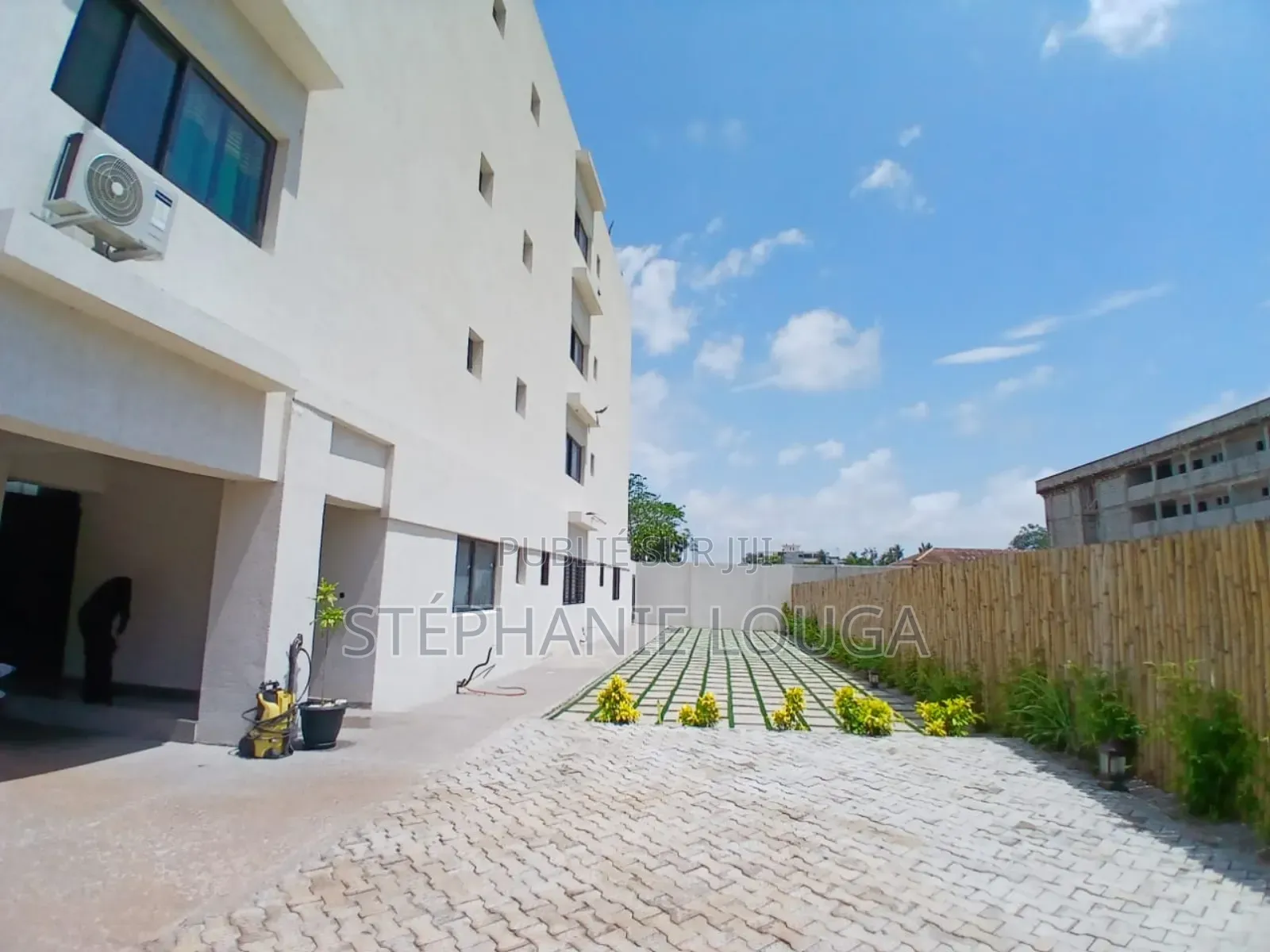 2chbre Appartement dans Mockeyville, Hôtel, Grand-Bassam à Louer