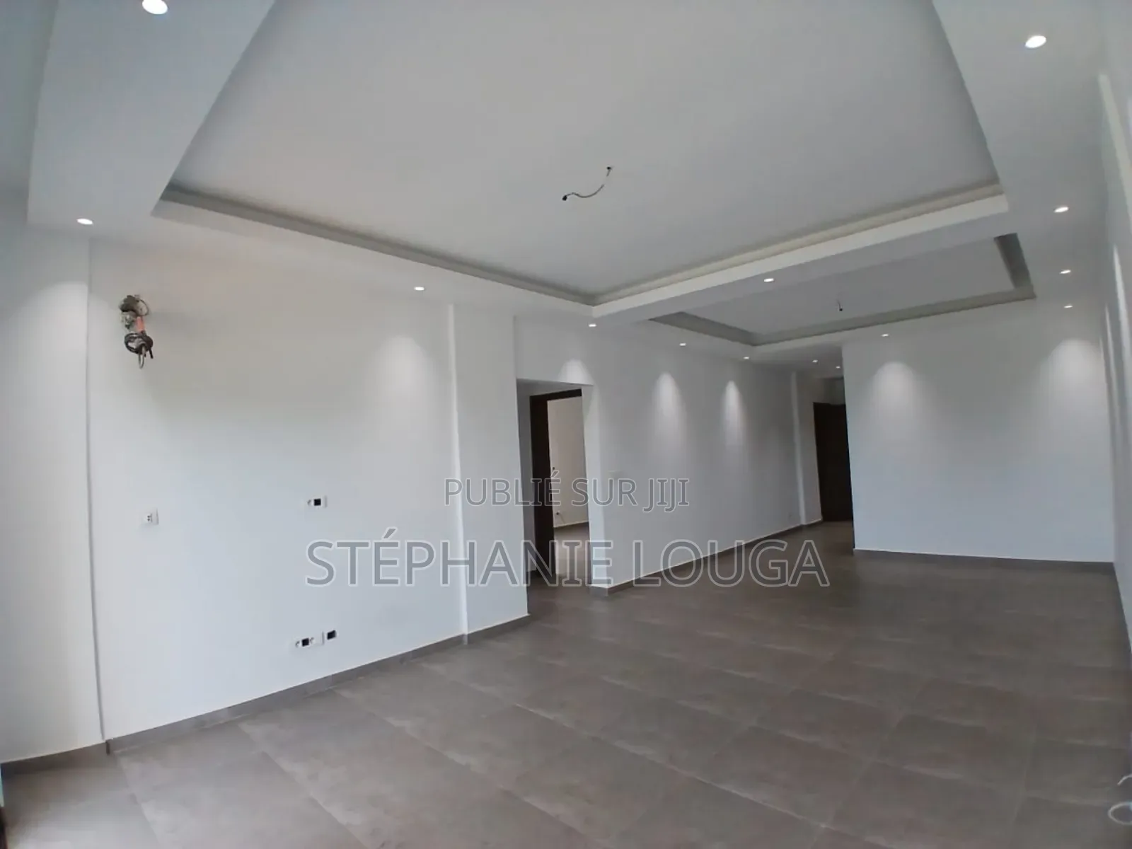 2chbre Appartement dans Mockeyville, Hôtel, Grand-Bassam à Louer