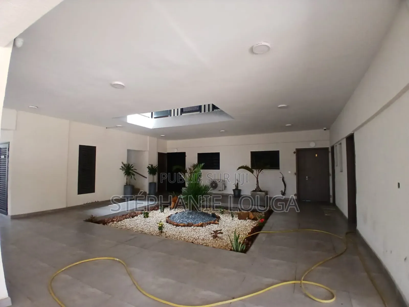 2chbre Appartement dans Mockeyville, Hôtel, Grand-Bassam à Louer