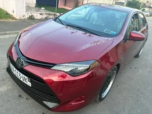 Toyota Corolla SE (1.8L 4cyl 2A) 2019 Rouge