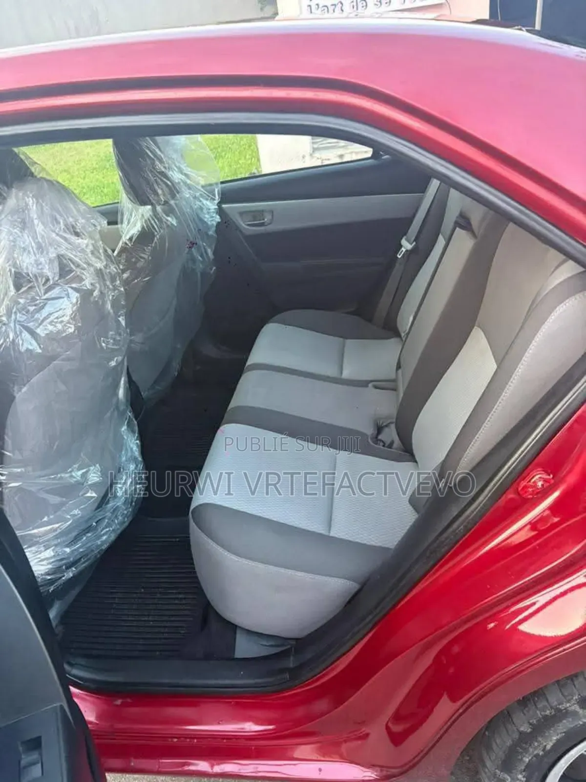 Toyota Corolla SE (1.8L 4cyl 2A) 2019 Rouge