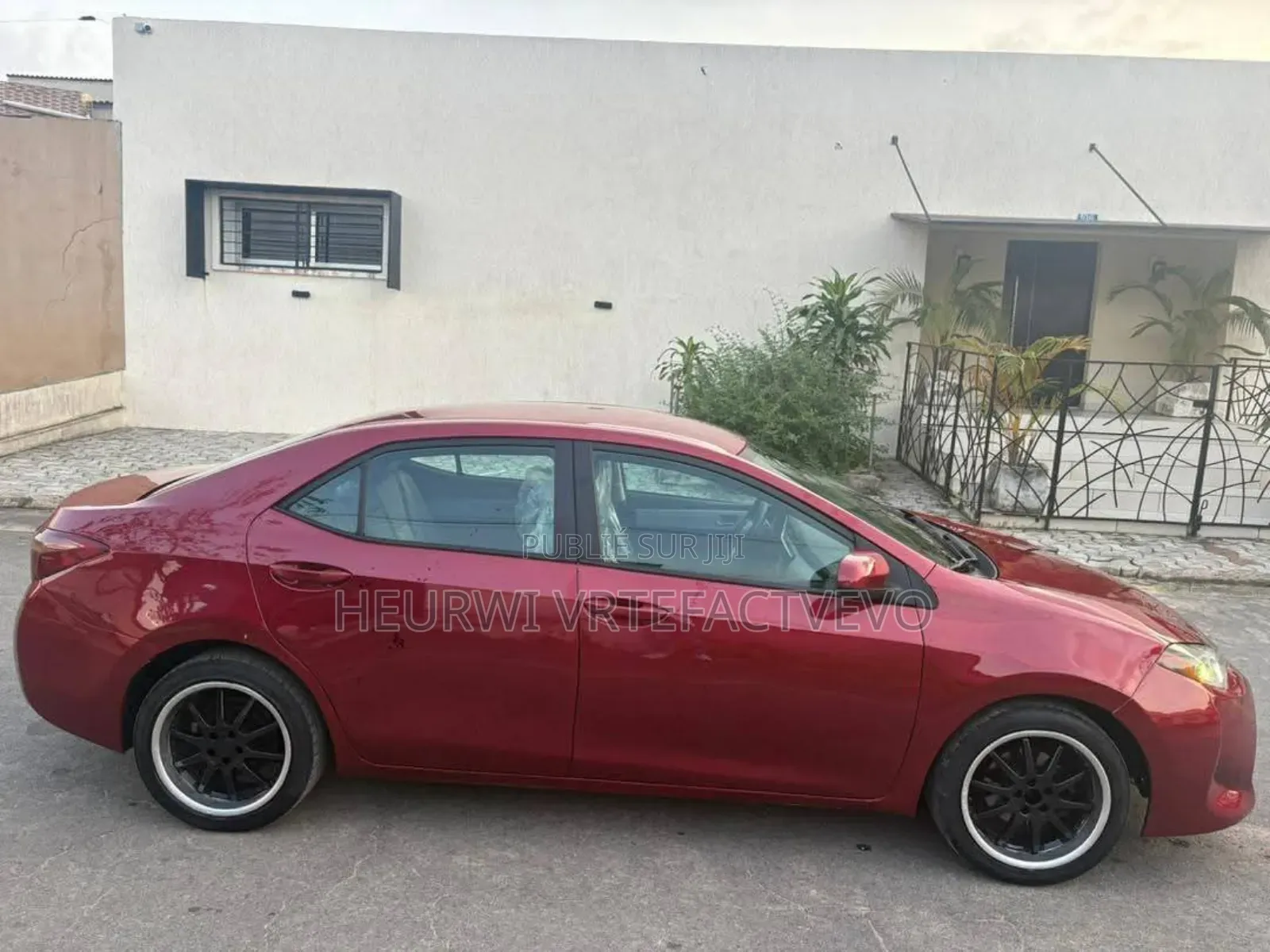 Toyota Corolla SE (1.8L 4cyl 2A) 2019 Rouge