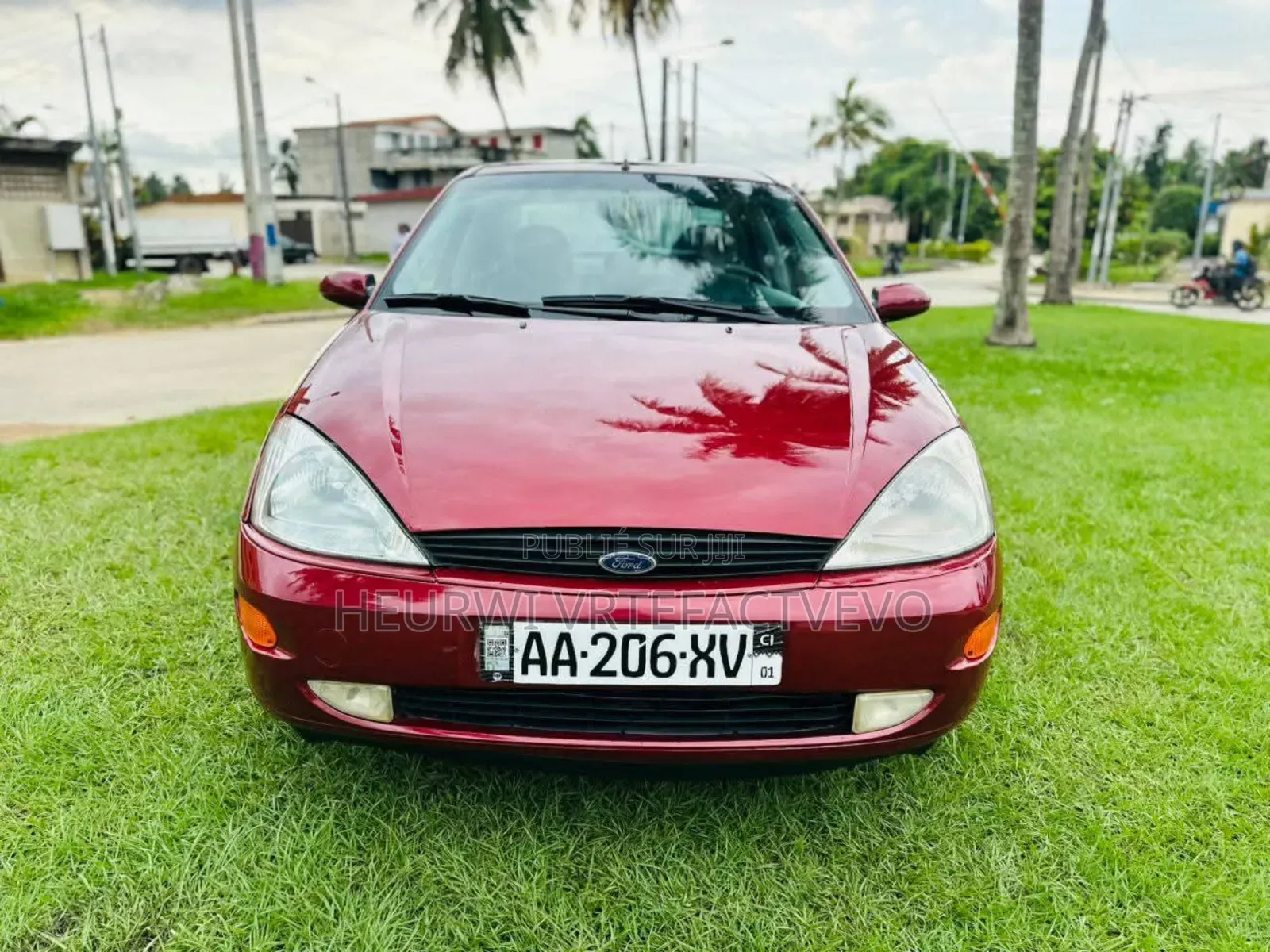 Ford Focus 2000 Rouge