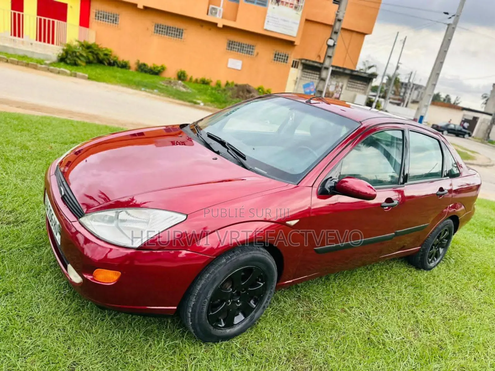Ford Focus 2000 Rouge