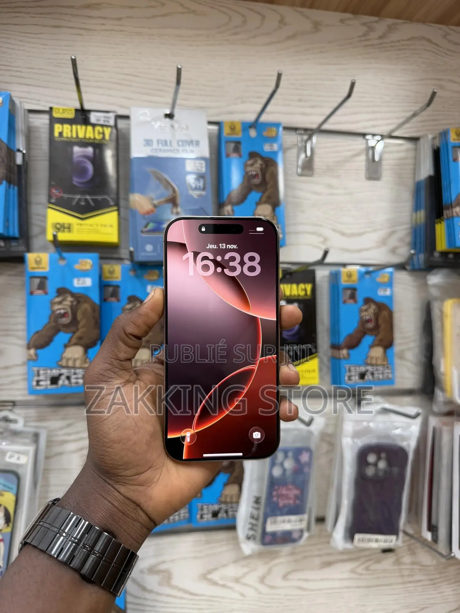 Apple iPhone 16 Pro 128 GB Doré