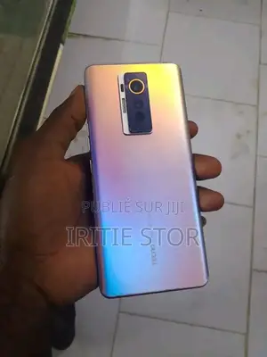 Photo - Tecno Phantom X 256 GB