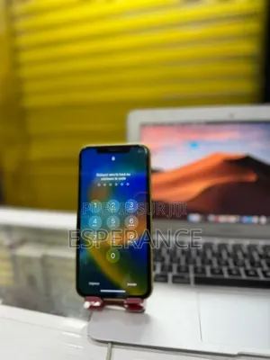 Apple iPhone 11 64 GB Jaune