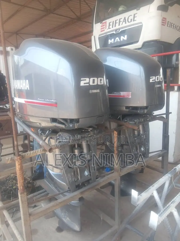 2 Moteur De 200cv Yamaha en Vente