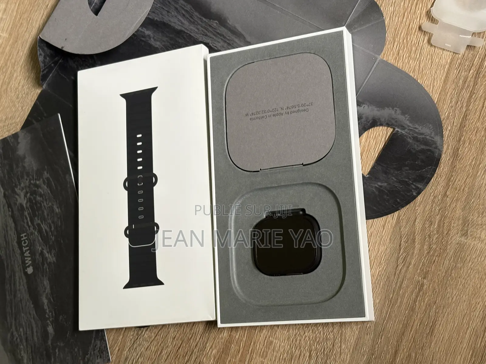 Apple Watch Ultra 2 Noir ( Noir )