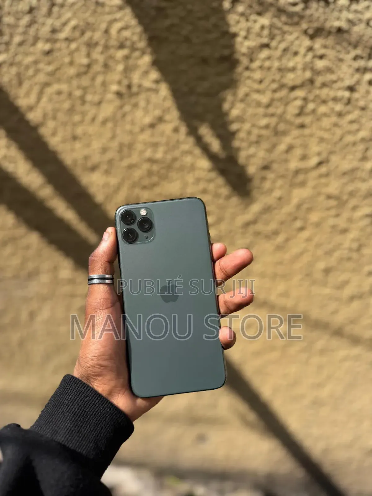 New Apple iPhone 11 Pro Max 64 GB Black