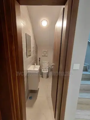 5chbre Duplex dans Cocody à Louer