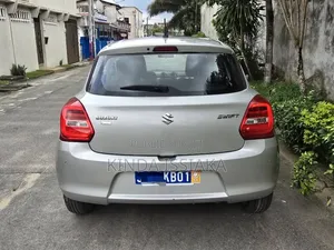 Suzuki Swift RS 2021 Gris