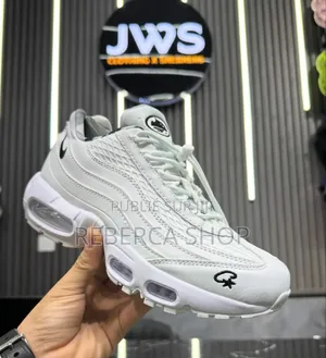 Photo - Paires Nike Cortez