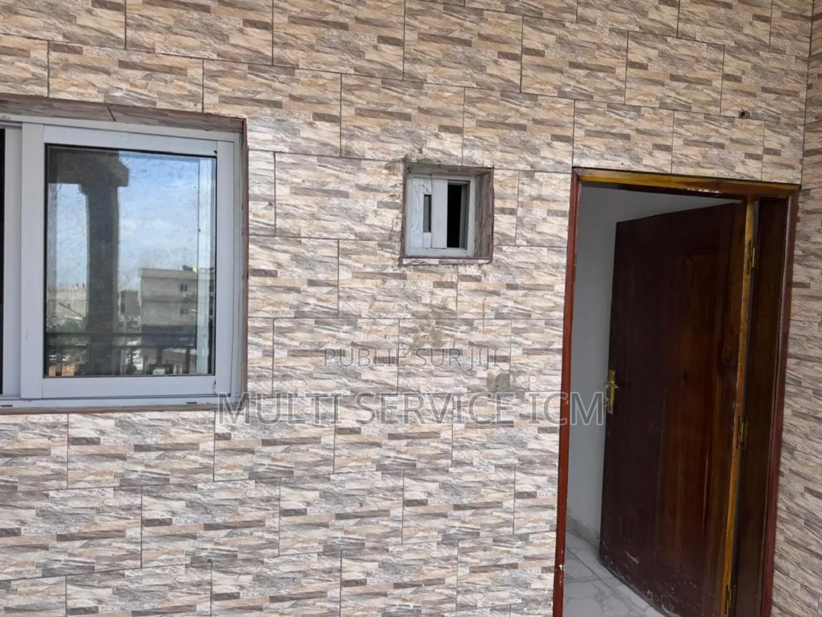 2chbre Blocs d'appartements dans Ismael Coulibaly, Cocody à Vendre
