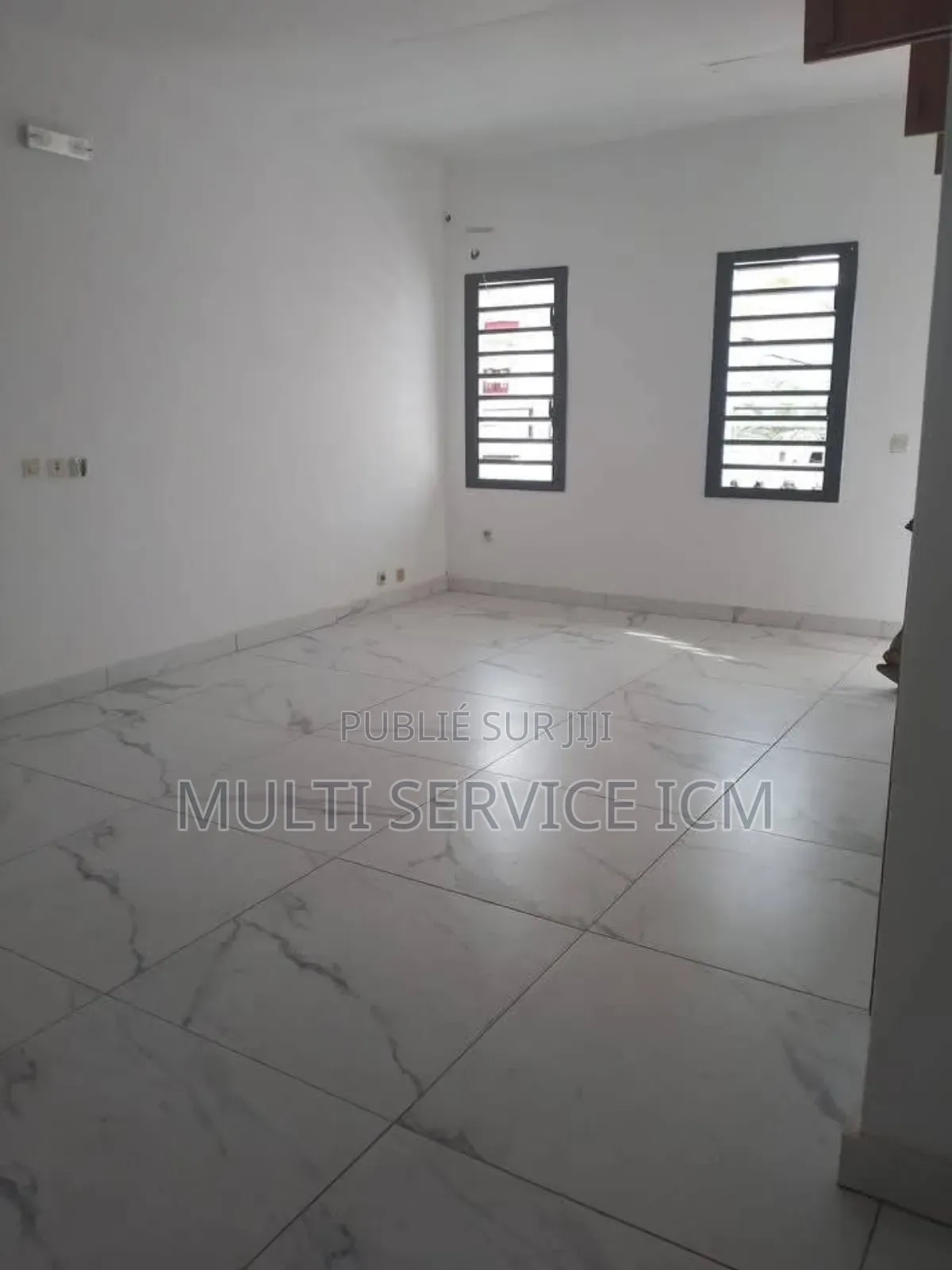 2chbre Blocs d'appartements dans Ismael Coulibaly, Cocody à Vendre