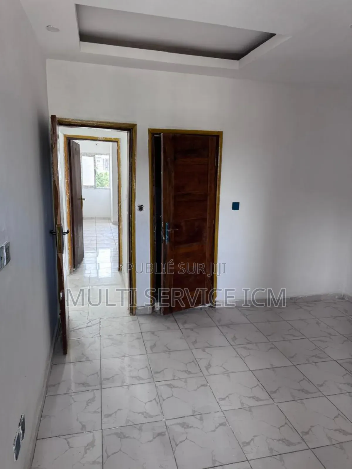 2chbre Blocs d'appartements dans Ismael Coulibaly, Cocody à Vendre