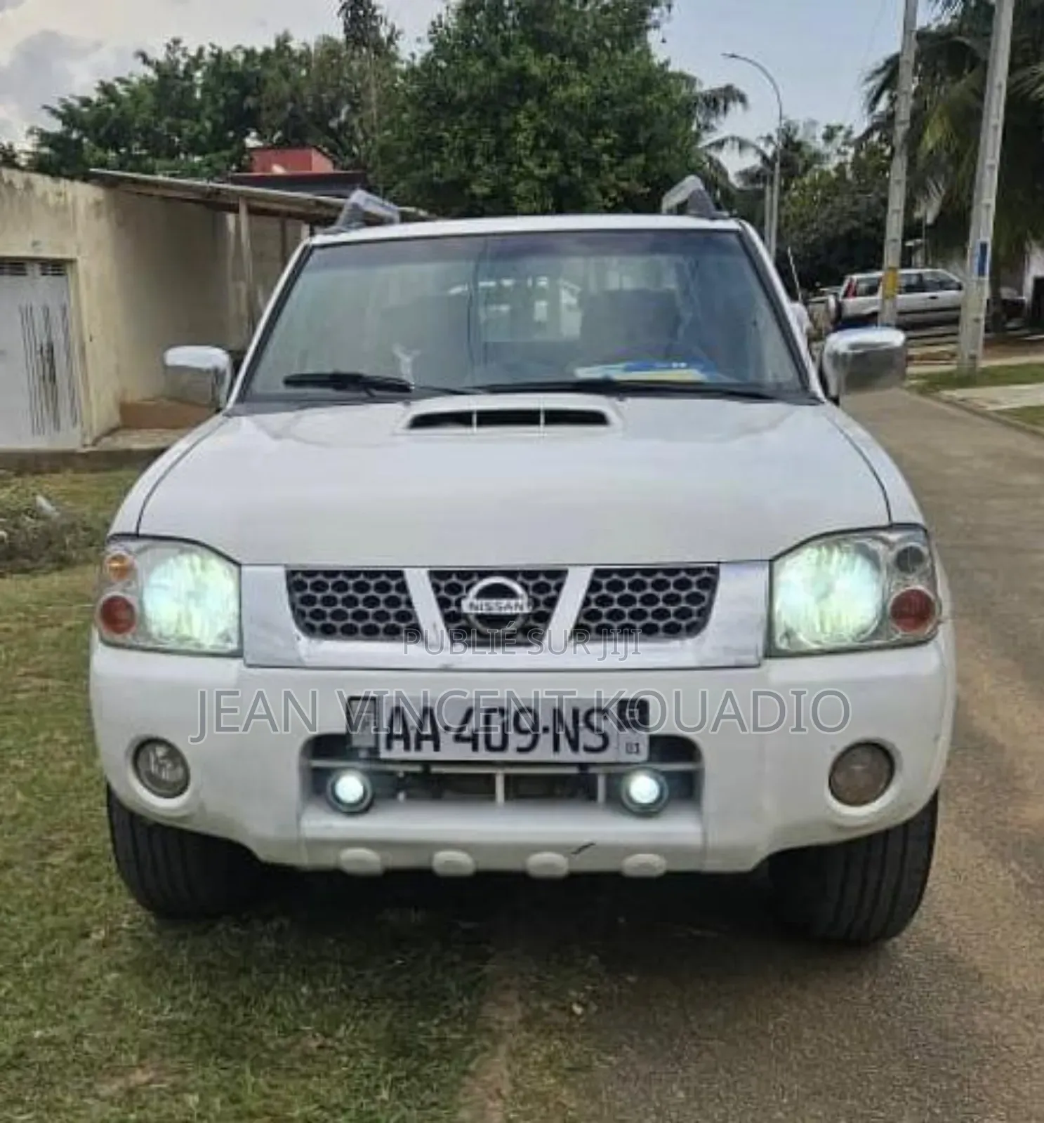 Nissan Hardbody 2020 Blanc