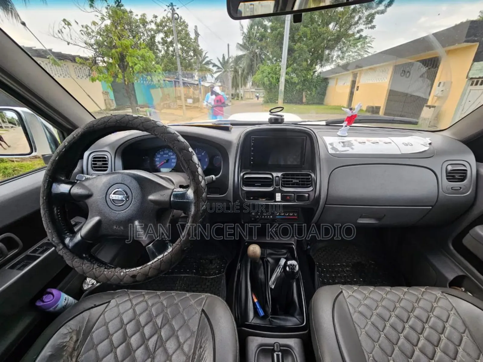 Nissan Hardbody 2020 Blanc