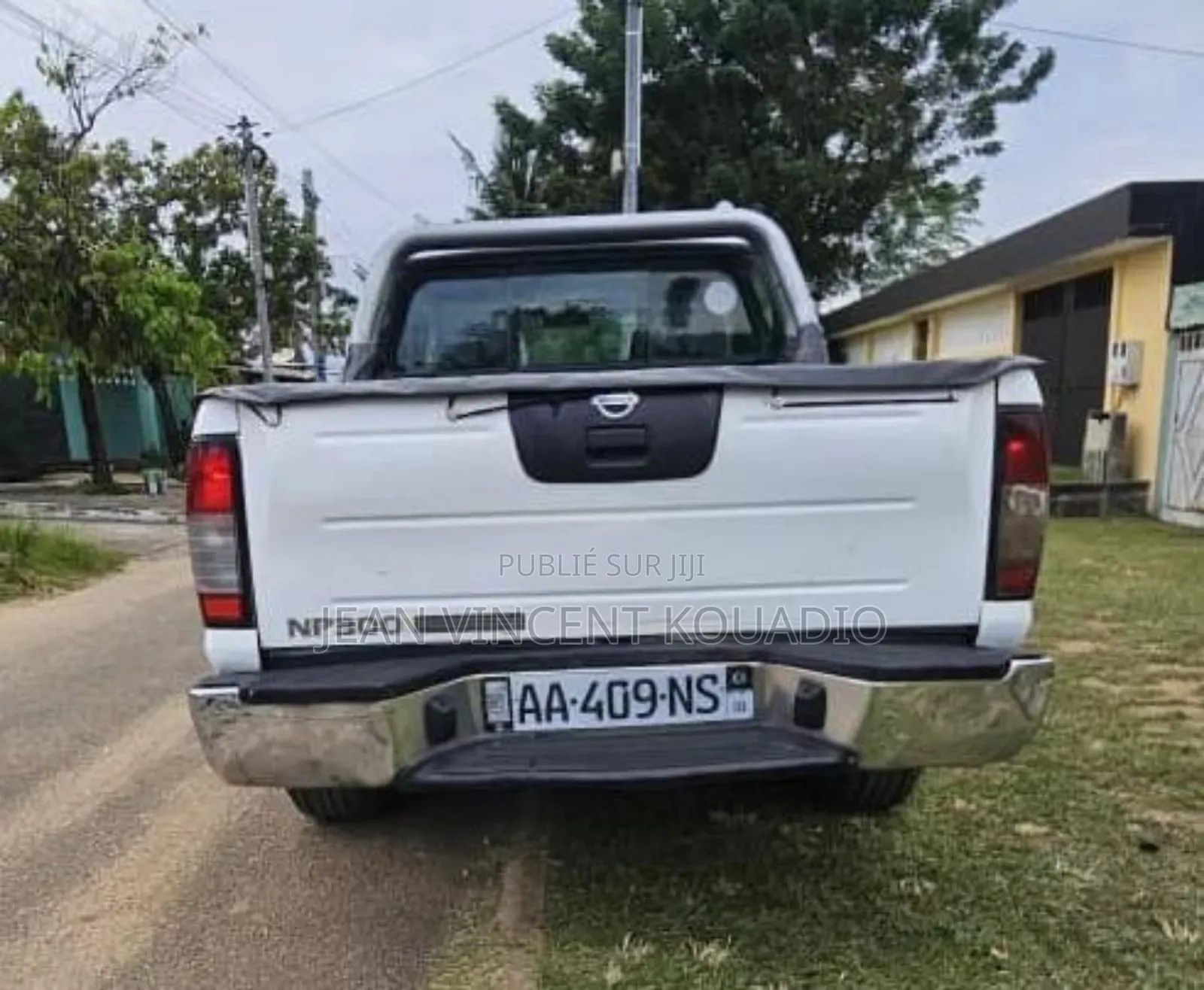 Nissan Hardbody 2020 Blanc