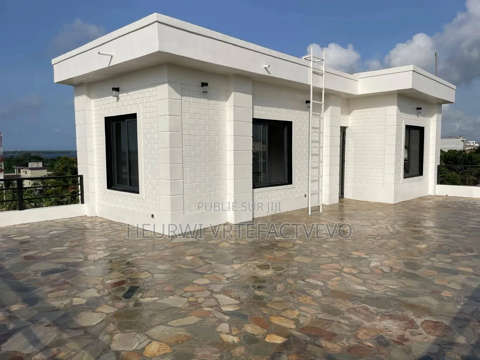 10chbre Duplex dans Bingerville Anan à Vendre