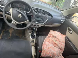 Suzuki Alto 2023 Orange