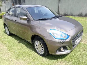 Suzuki Dzire 2025 Gris