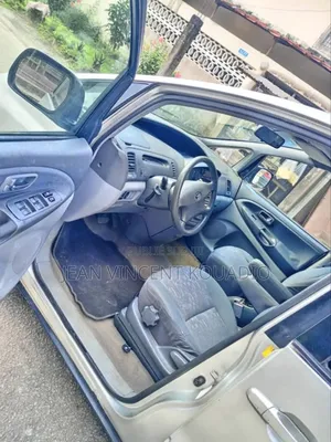 Toyota Previa 2.0 D 2001 Blanc cassé