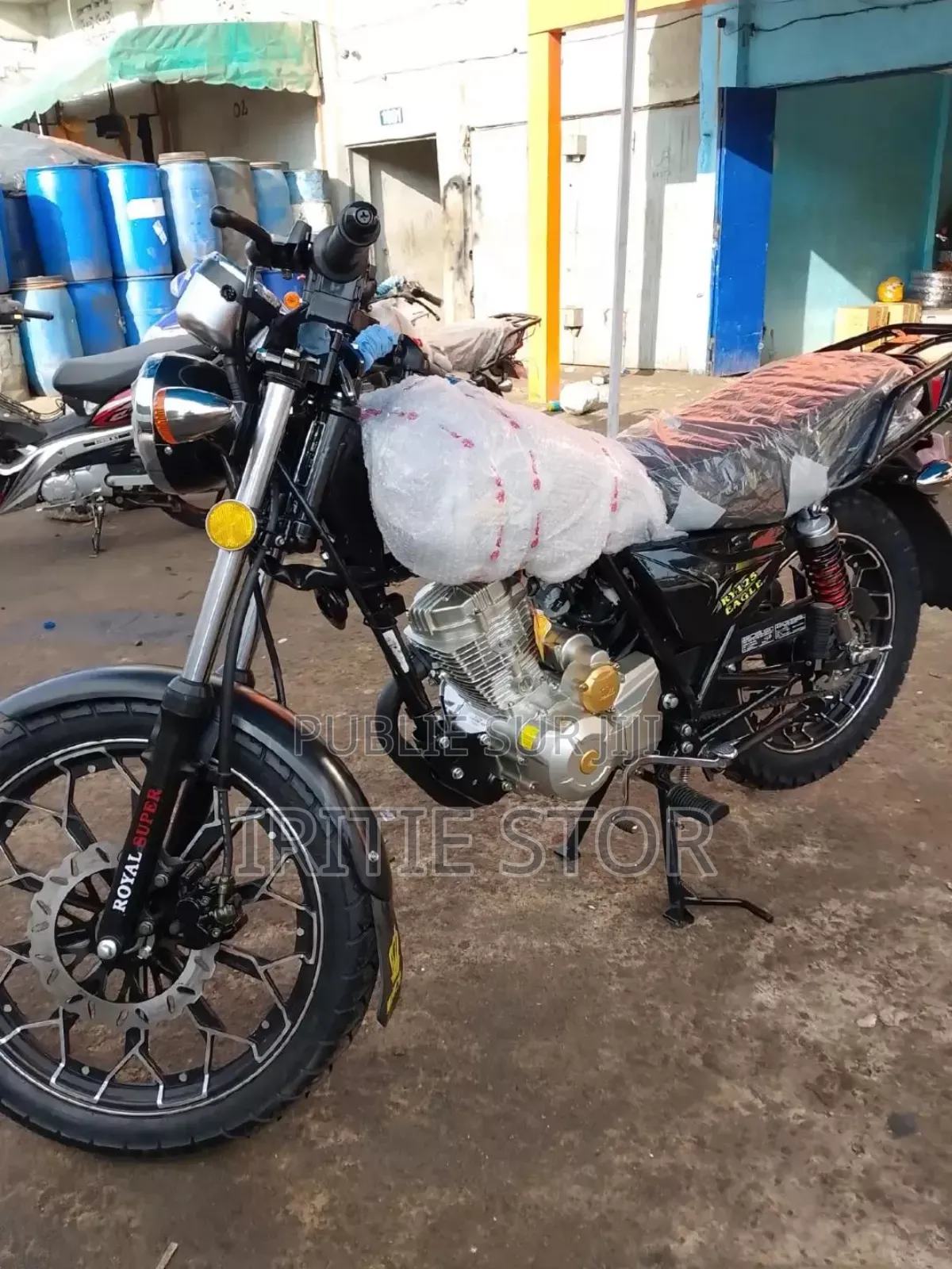 New Royal RY125 2024 Black