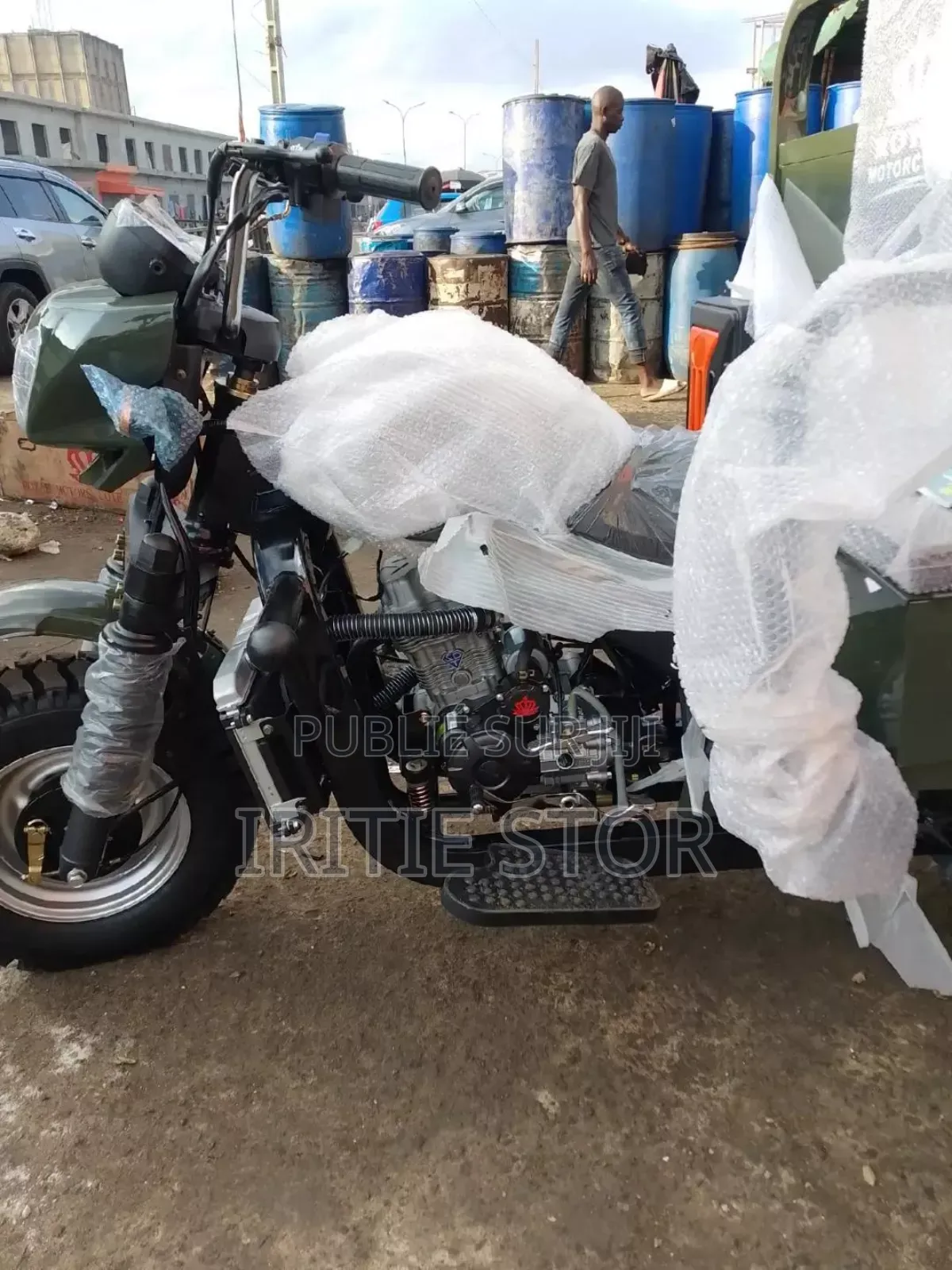 New Royal Moto/Vélomoteurs 2024 Vert