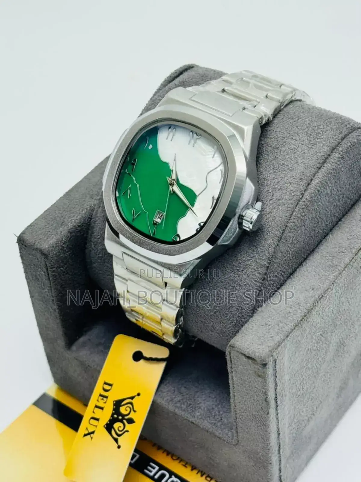 Delux Montre