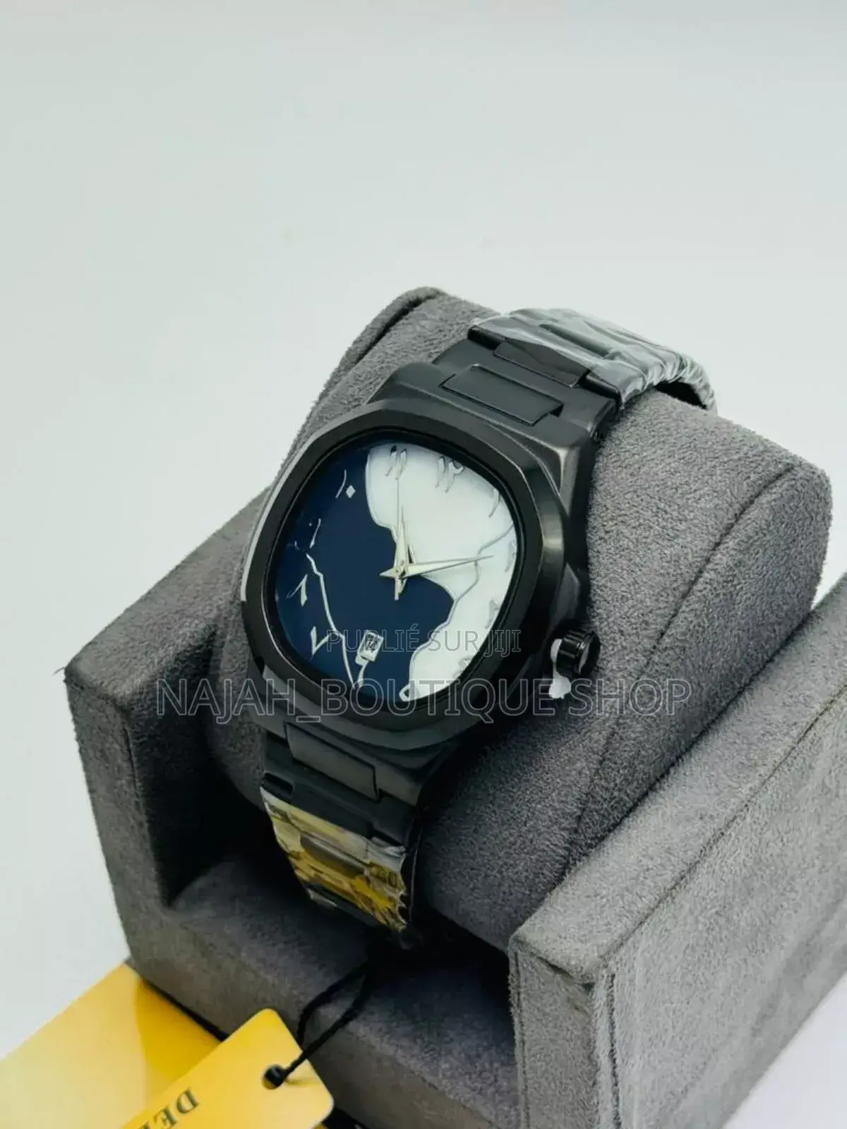 Delux Montre