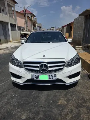 Mercedes-Benz E350 Base 4Matic Wagon AWD (3.5L 6cyl 7A) 2016