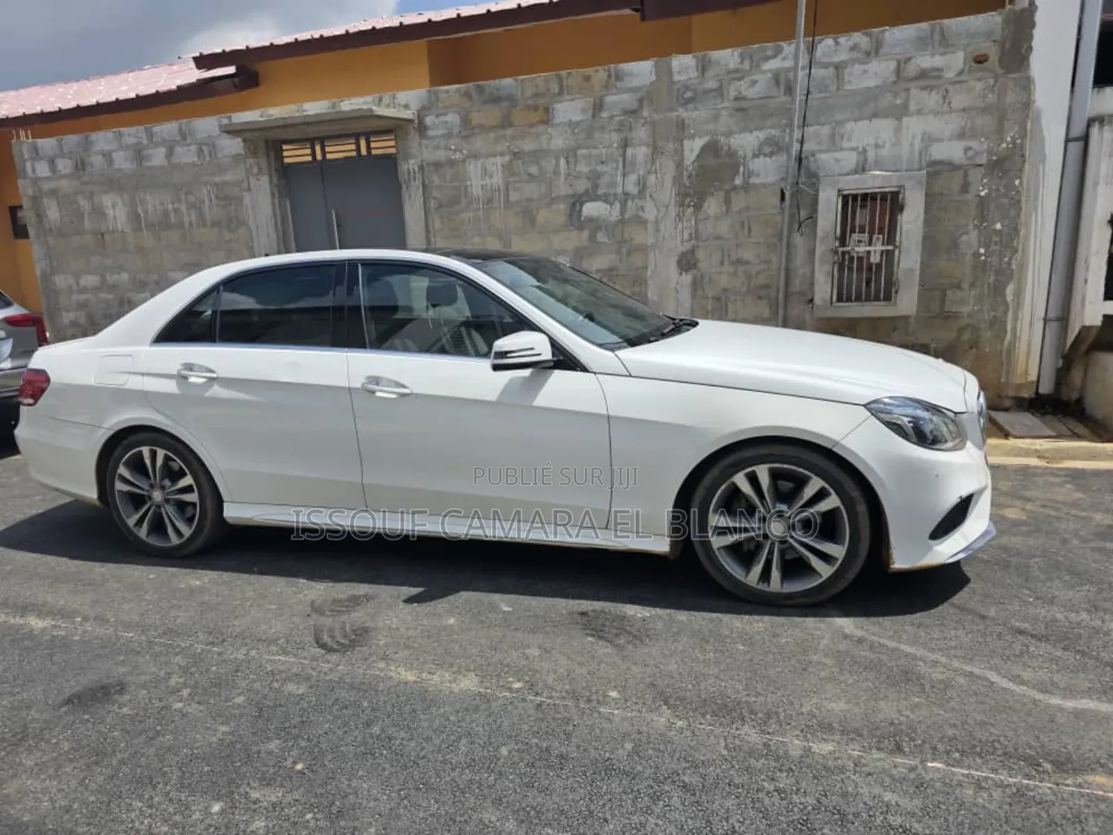 Mercedes-Benz E350 Base 4Matic Wagon AWD (3.5L 6cyl 7A) 2016