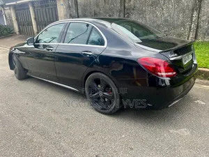 Mercedes-Benz E400 2015 Black
