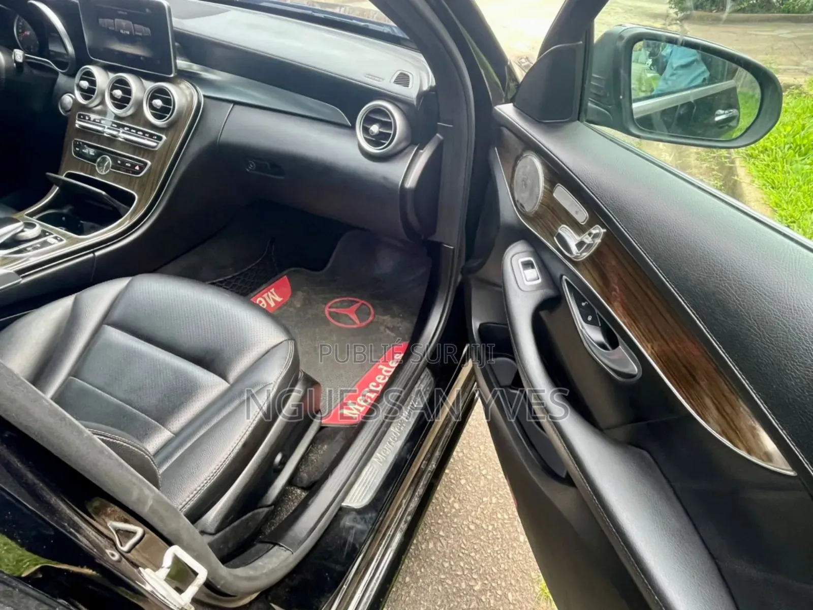 Mercedes-Benz E400 2015 Black