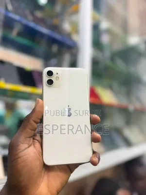 Photo - Apple iPhone 11 64 GB Blanc