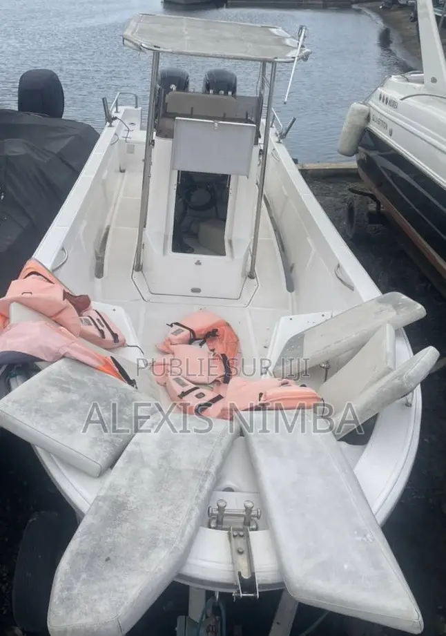 Bateau De Pêche Mer Et Plaisance