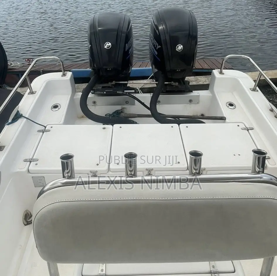 Bateau De Pêche Mer Et Plaisance