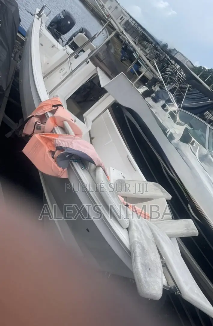 Bateau De Pêche Mer Et Plaisance