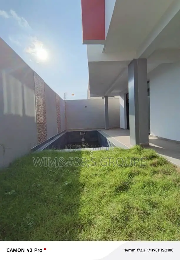 3chbre Duplex dans Wims Groupe, Cocody à Vendre