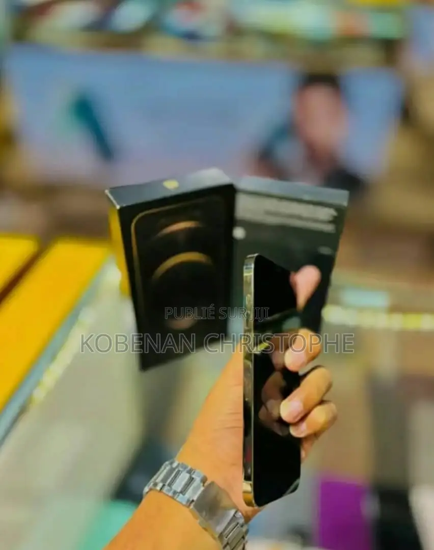 New Apple iPhone 12 Pro Max 256 GB Doré