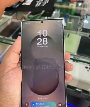 Photo - New Samsung Galaxy S25 Ultra 256 GB Blanc