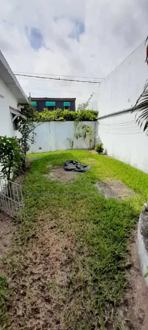 4chbre Villa dans Ciad, Cocody à Vendre