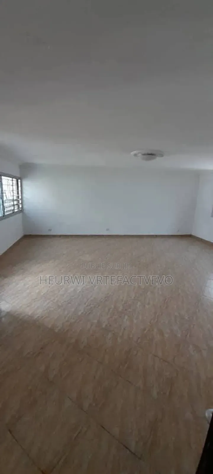 4chbre Villa dans Ciad, Cocody à Vendre