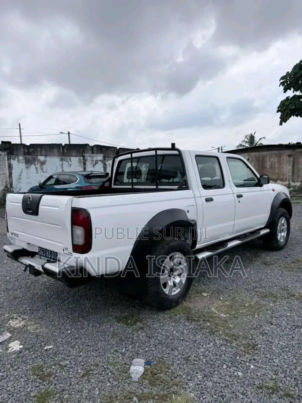 Nissan Hardbody 2018 Blanc cassé