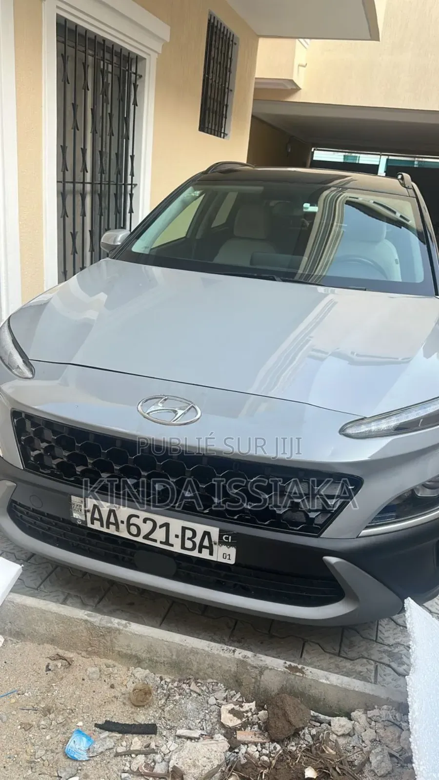 Hyundai Kona Limited 2024 Gris