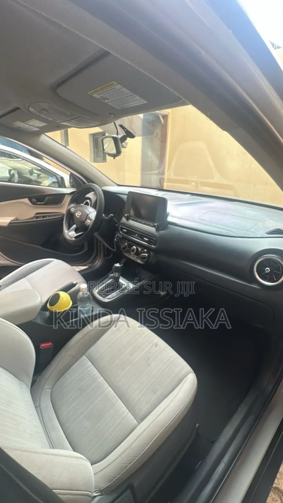 Hyundai Kona Limited 2024 Gris