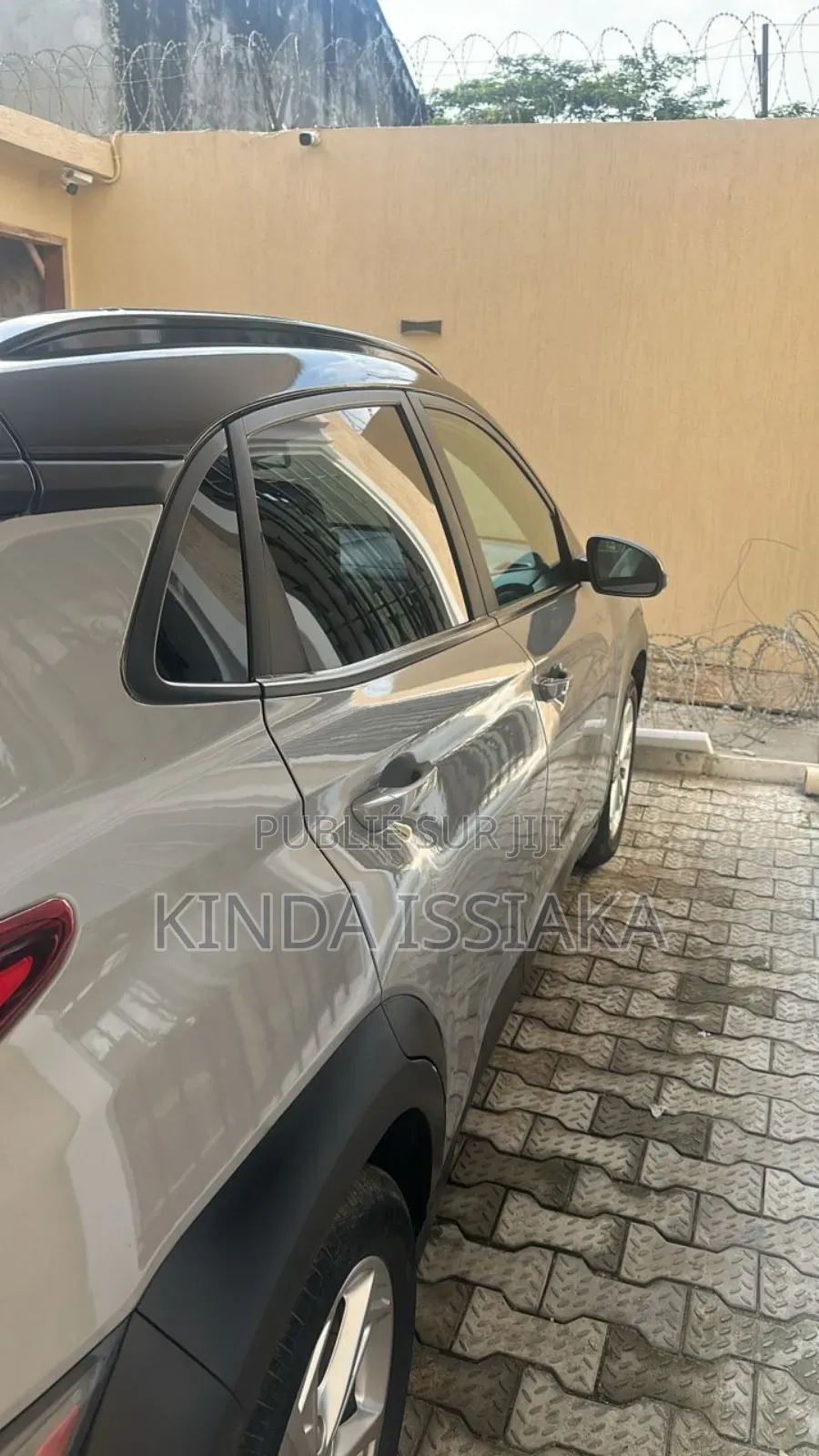 Hyundai Kona Limited 2024 Gris